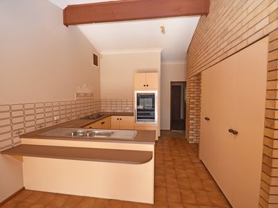61 Windsor Parade, Dubbo
