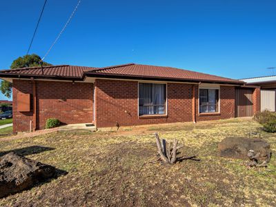 1 / 1 KINGFISHER COURT, Kings Park