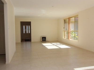 8 Thora Close, Forster