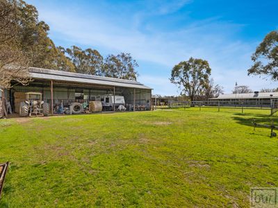 187 Bungowannah Road, Jindera