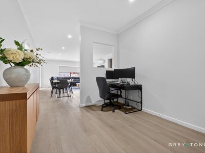 10 Riverton Boulevard, Harkness