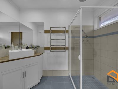 15 Ashleigh Court, Kealba