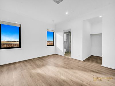 14 Sama Promenade, Truganina