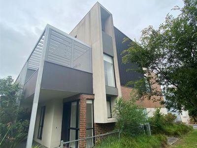 10 / 20 Hewitt Avenue, Footscray