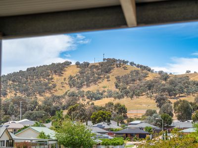 16 SAMANTHA TERRACE, Wodonga