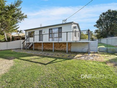 15 Watersedge Avenue, Basin View