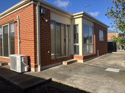 1 / 207 Torquay Road, Grovedale