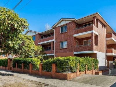 4 / 50 Forsyth Street, Kingsford