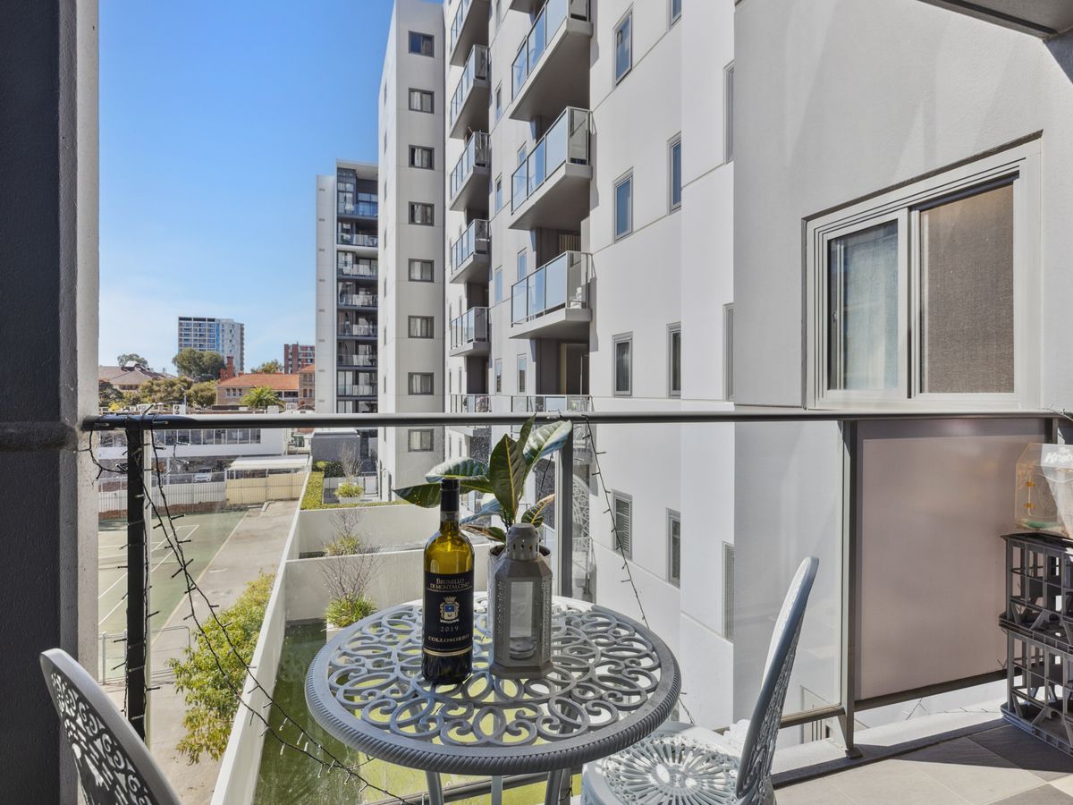 20 / 208 Adelaide Terrace, East Perth