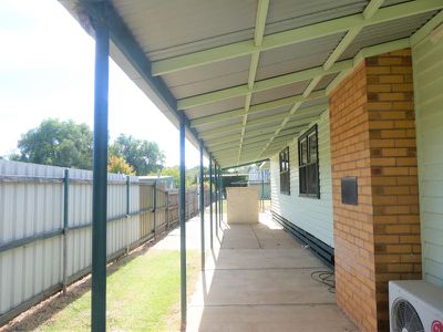 93 Livingstone St, Avenel