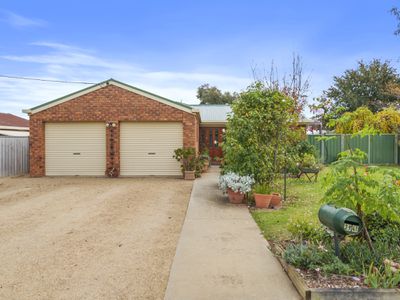 39-41 Finley St, , Finley