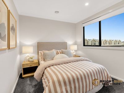 15 Guisard Way, Clyde North