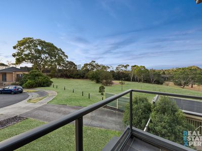 1 / 8 Moore Road, Hallam