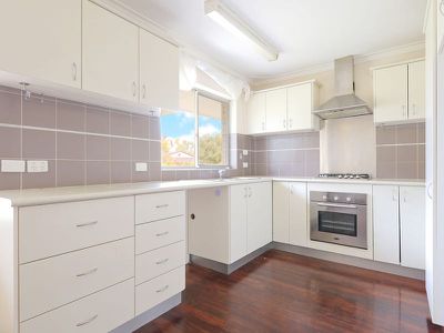 24 Hawker Street , Safety Bay