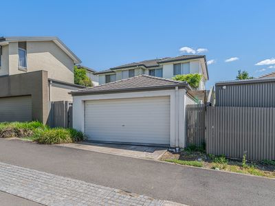 6 Sierra Avenue, Middleton Grange