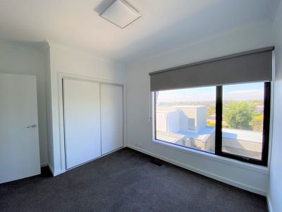 1 / 6 Lansbury Crescent, Highton