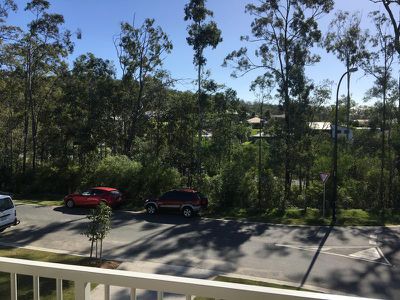 1 / 38 Gullwing Street, Upper Coomera