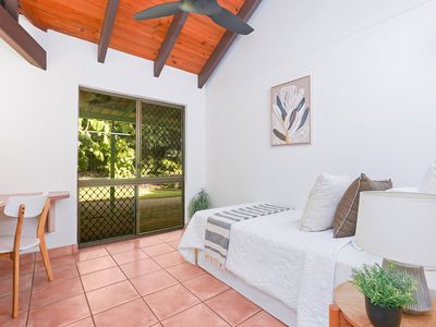 31 Claymore Circuit, Brinkin