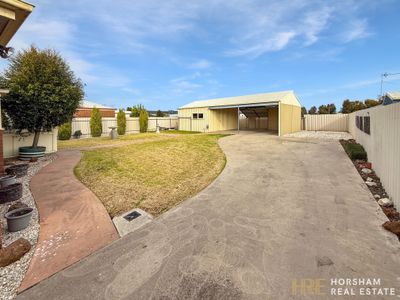 12 Tobruk Street, Horsham