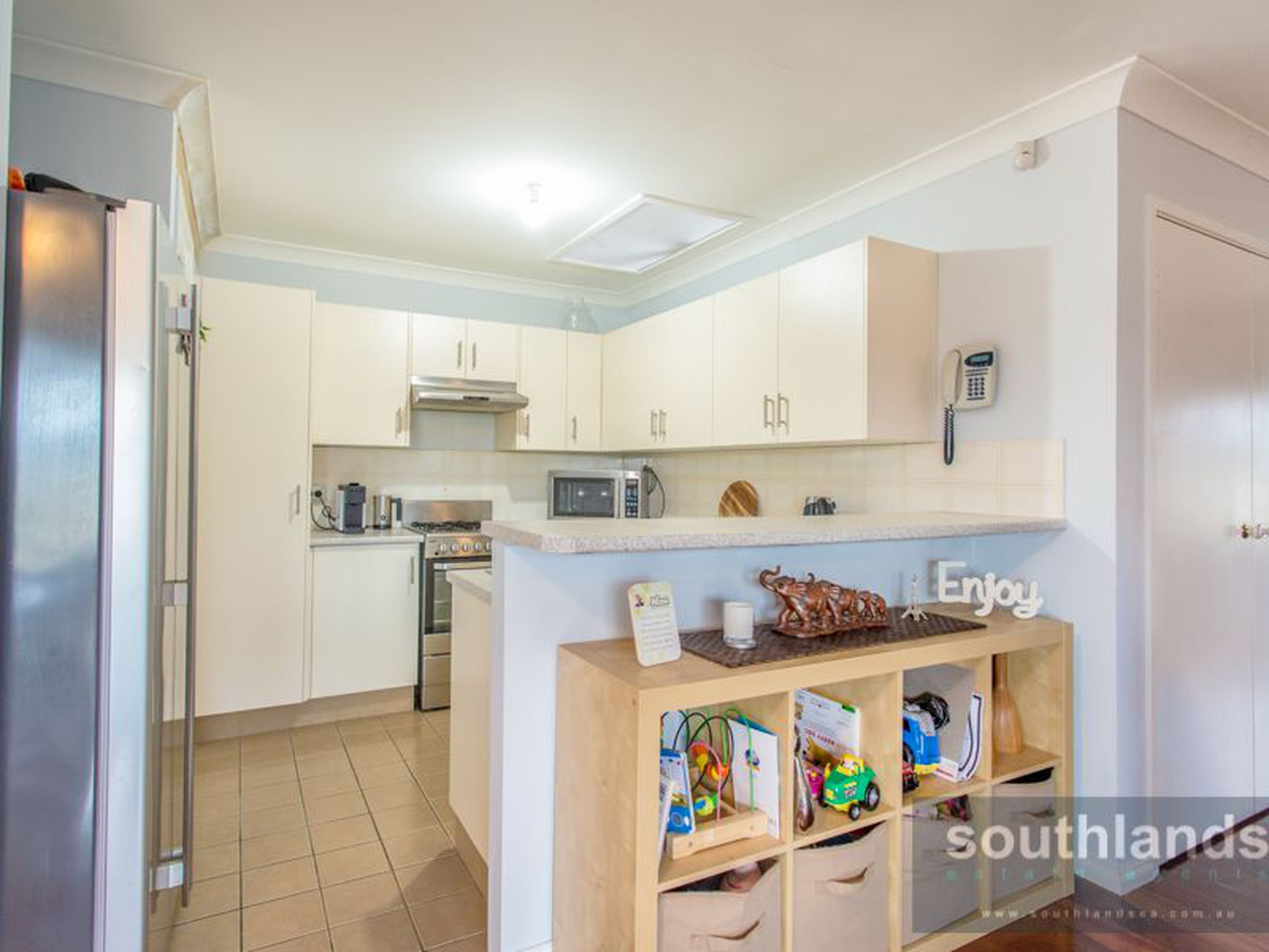 13 Gershwin Crescent, CLAREMONT MEADOWS