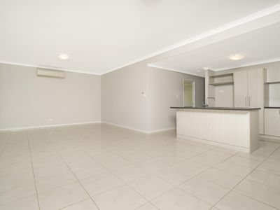 35 Roundhouse Parade, Jindalee