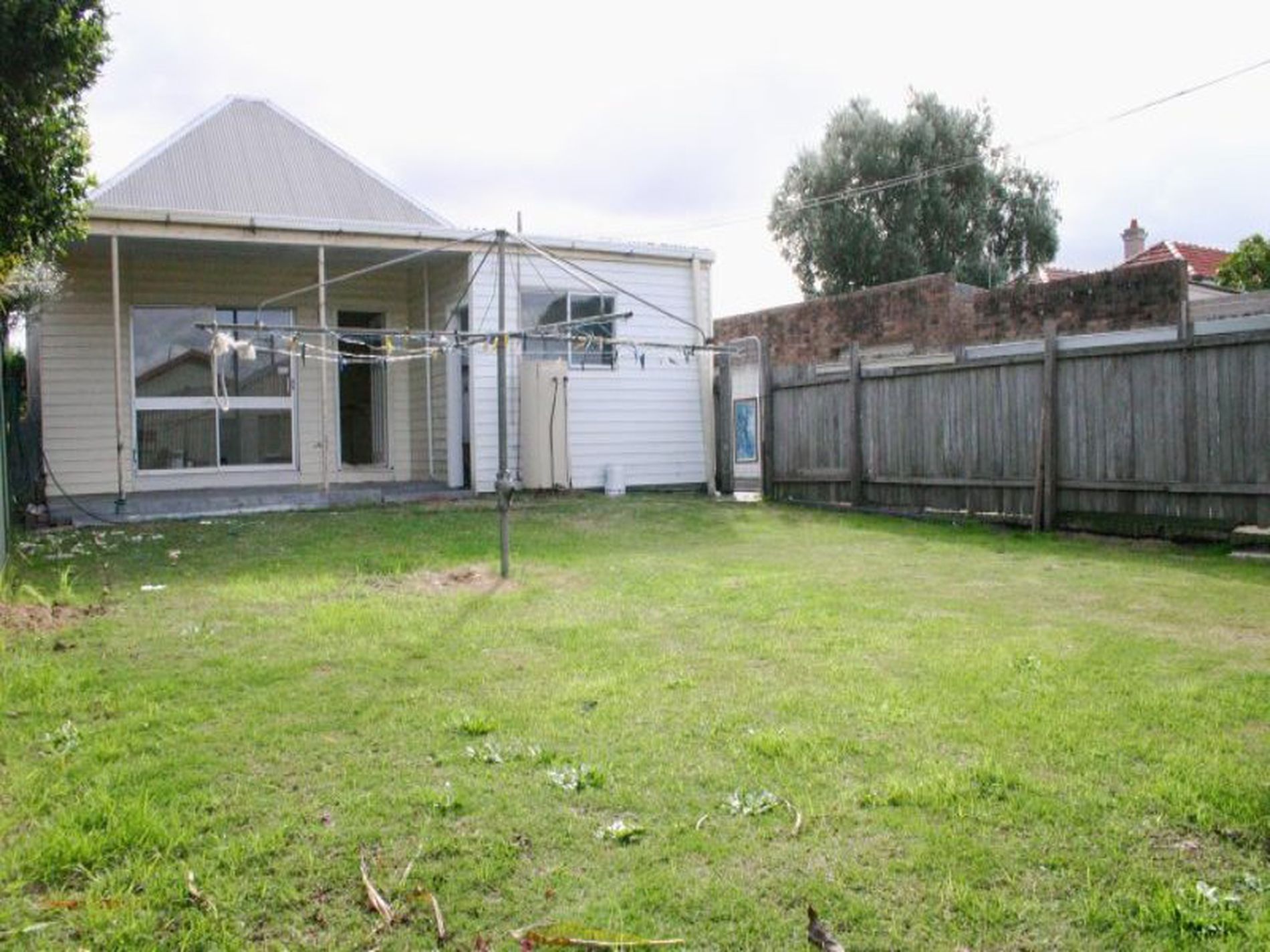 1 Johnson Street, Mascot