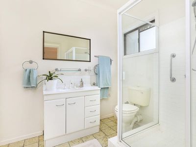 207 Panorama Drive, Rosemount