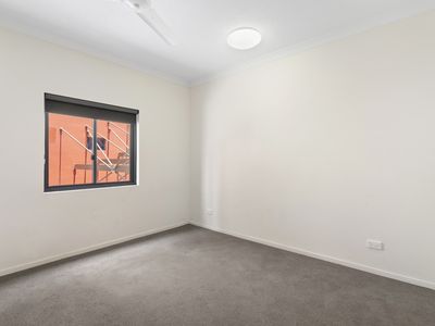 36 / 171 Scarborough St, Southport