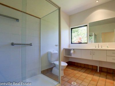 64 Ensbey Road, Flaxton