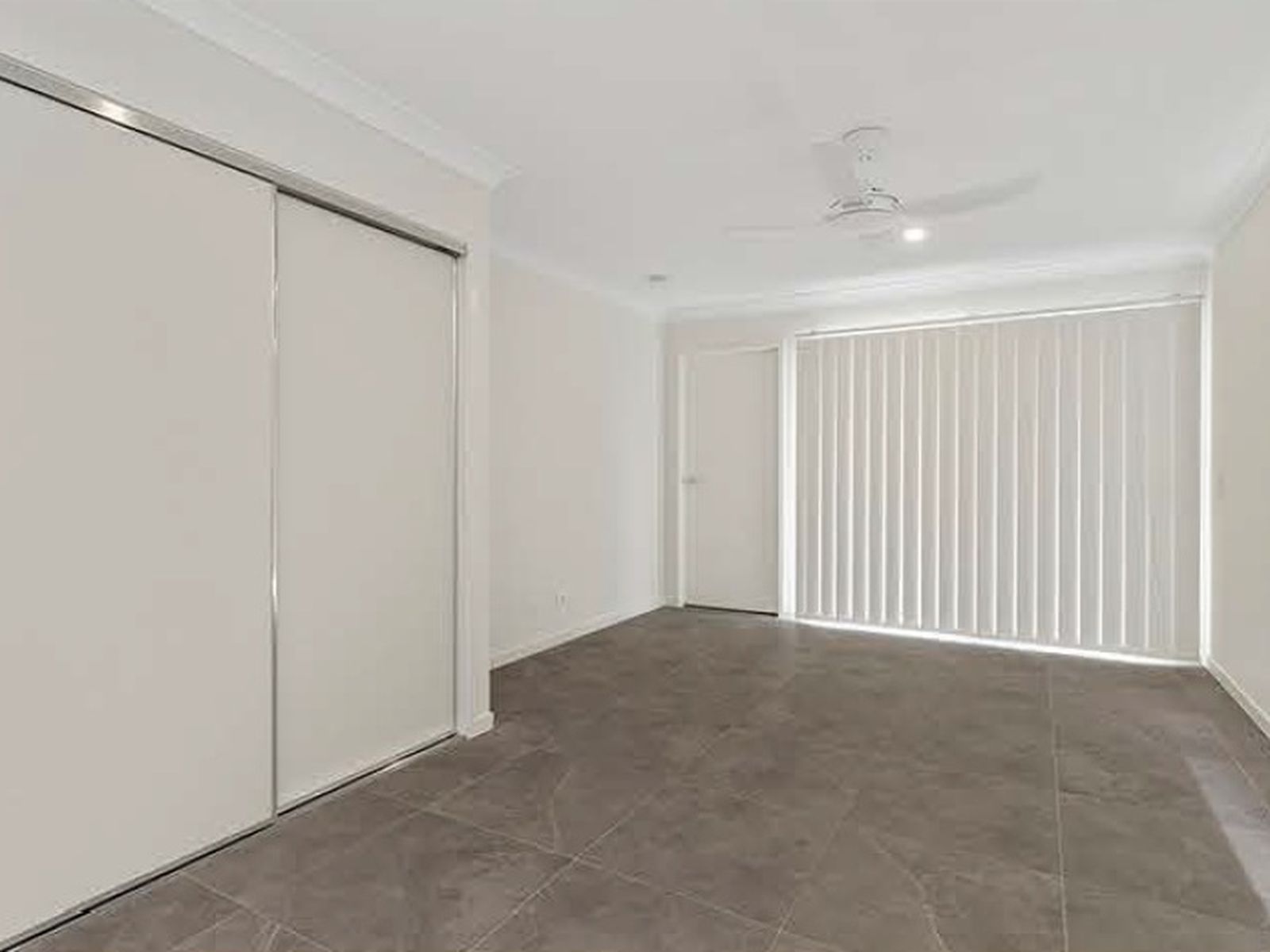 3 + 2 Dual Key $1,23 m Lux Pkg