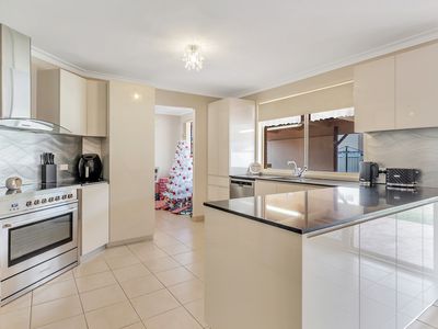 14 Carandini Street, St Helens Park