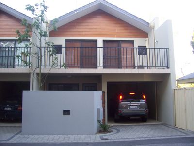 4 / 20 Park Road, Nedlands