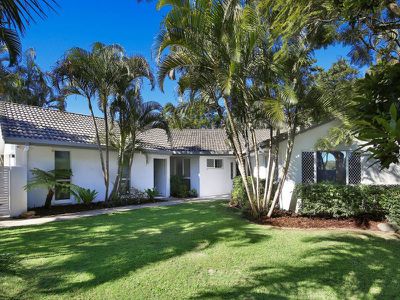 33 Seacove Court, Noosa Waters