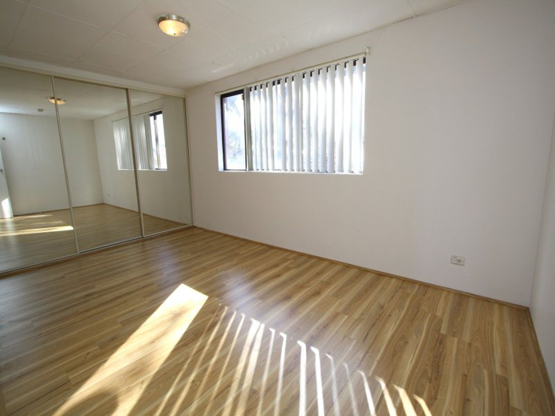 9 / 1 Haig Avenue, Georges Hall