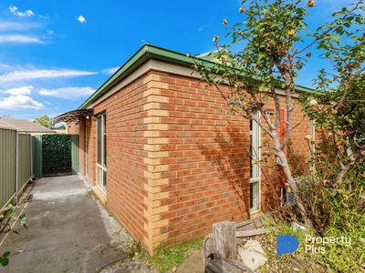 11 Allingham Street, Golden Square