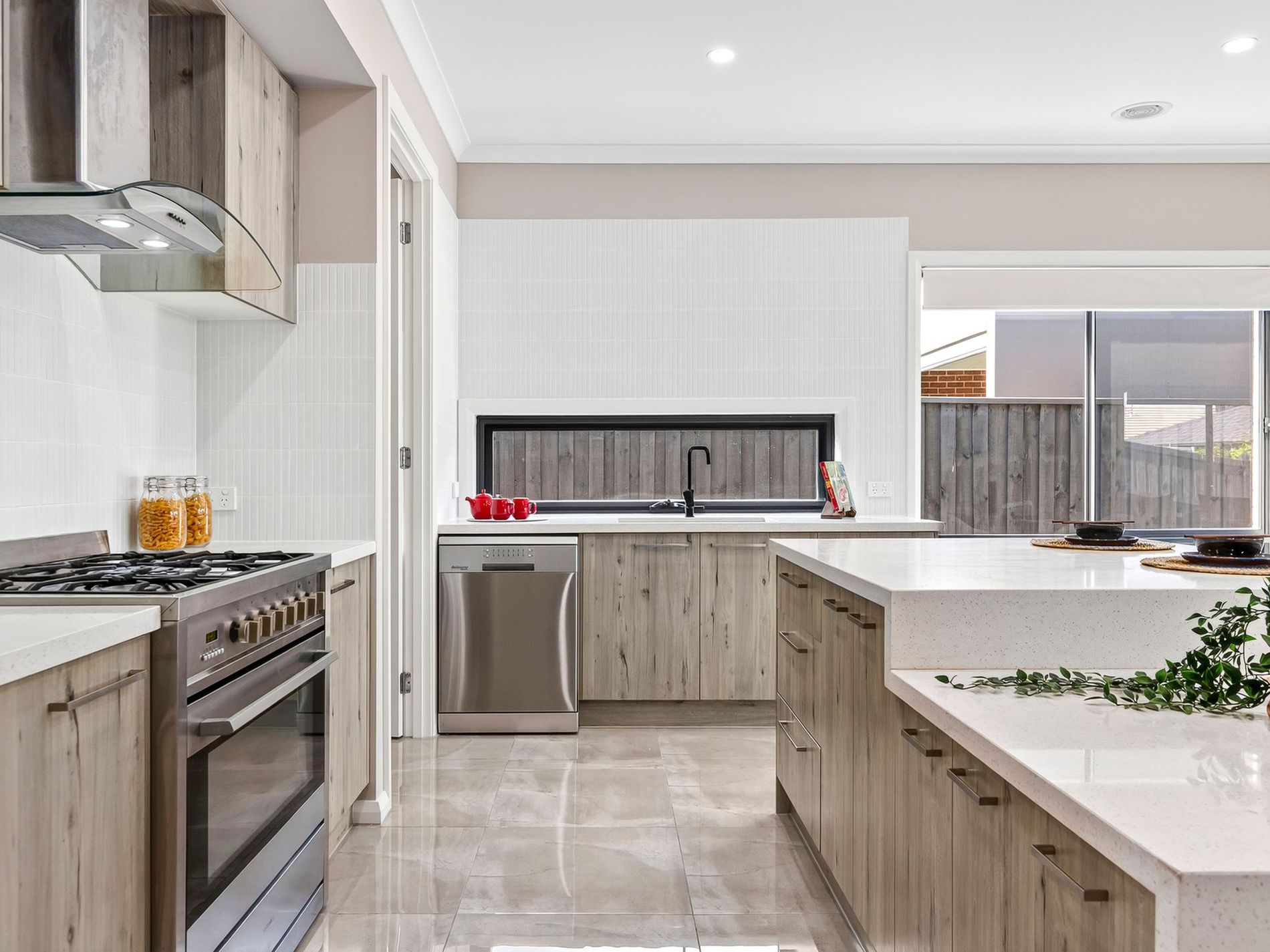 13  Dexter Crescent , Clyde North, Clyde North - Thumbnail 4