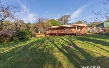 63 Beaconsfield-Emerald Road, Beaconsfield Upper