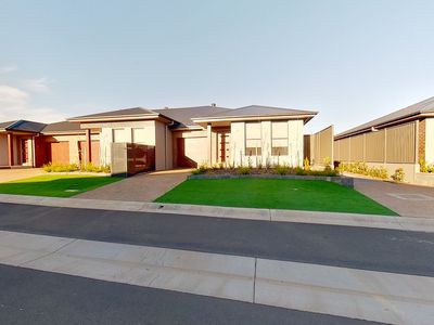 6 Fountain Circuit, Dubbo