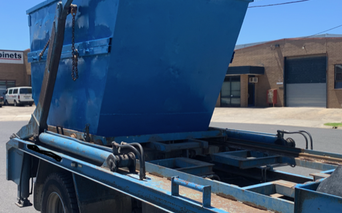 PROFITABLE SKIP BIN HIRE AND RECYCLING DEPOT BUSINESS FOR SALE