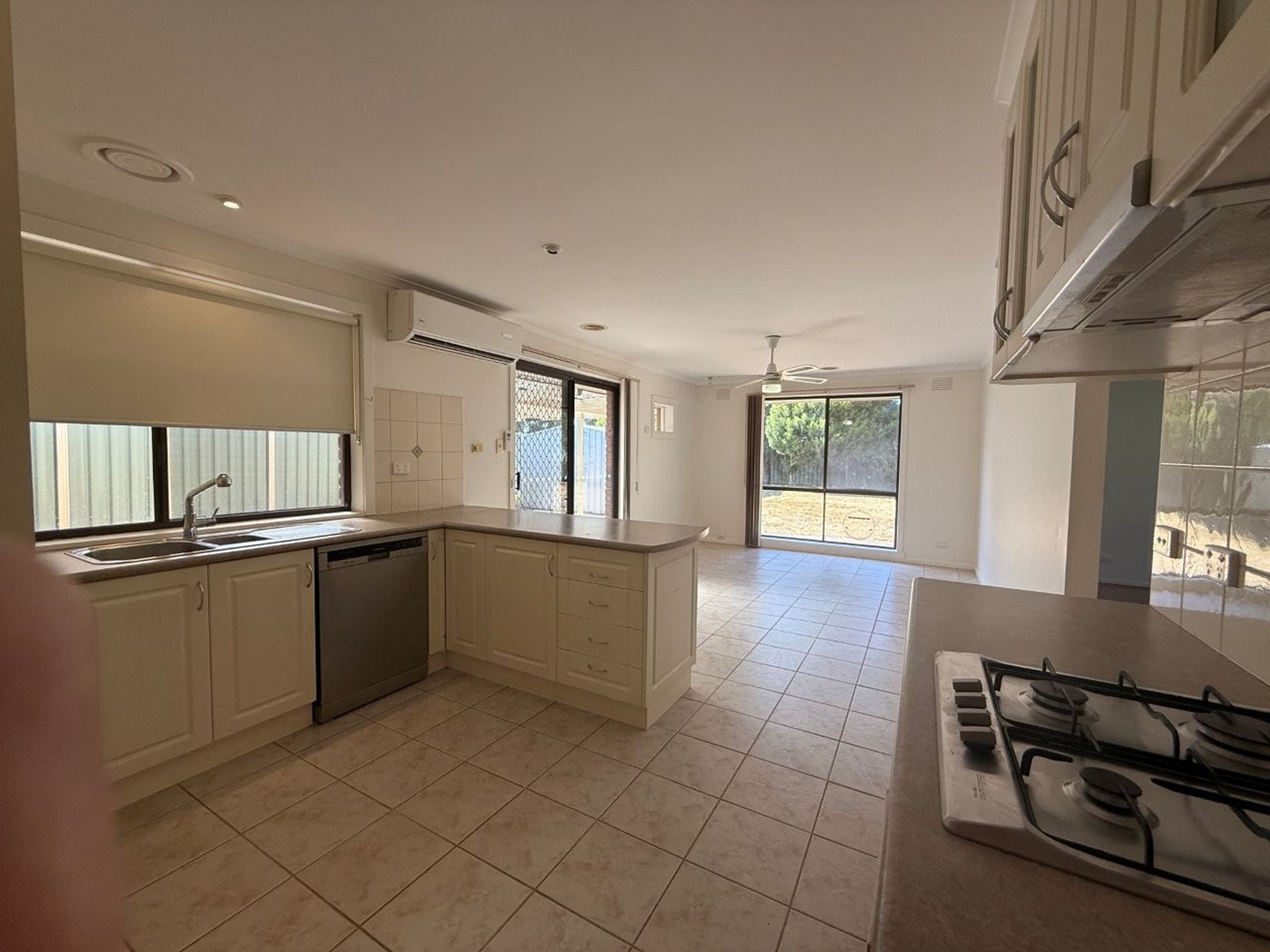 28 Tamarind Crescent, Werribee