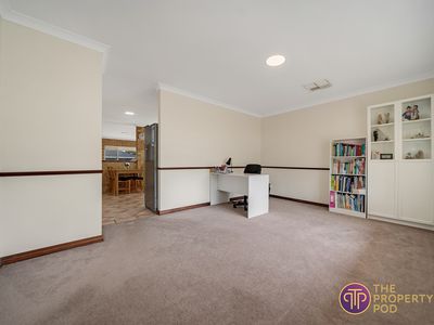 11 Starlet Court, Maddington