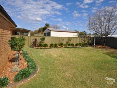 94 Twickenham Drive, Dubbo