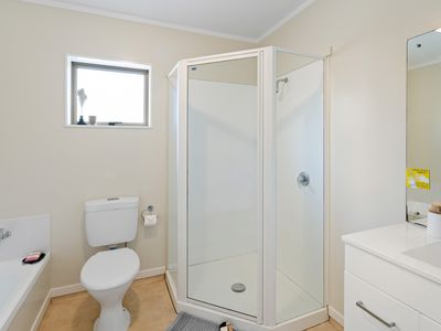 256 Royal Road, Massey