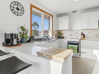 31 New World Avenue, Trevallyn