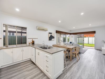 6 Heard Avenue, Mawson Lakes