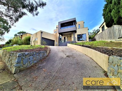 8 The Rise, Narre Warren North