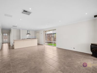 5 Dressage Green, Baldivis