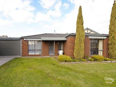25 Springvalley Way, Narre Warren South