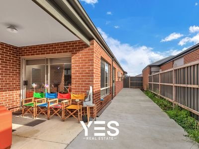 11 Nigella Street, Clyde