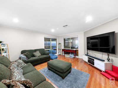 74 Mountain View Drive, Woongarrah